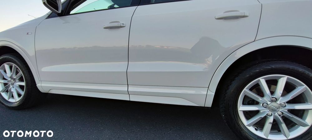 Audi Q3 1.4 TFSI Design S tronic - 30