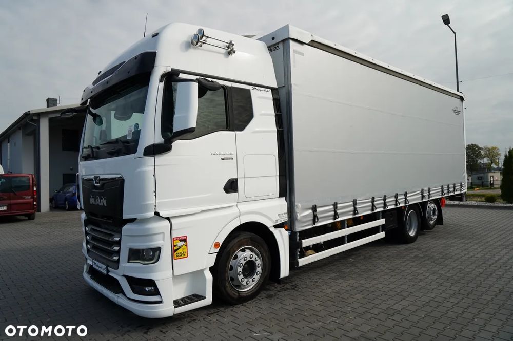 MAN TGX 26.470 / 6x2 / FIRANKA / SOLÓWKA / 6x2 / 120 m3 / OŚ PODNOSZONA / KLIMATYZACJA POSTOJOWA / PODŁOGA SZYNA DESKA / - 2