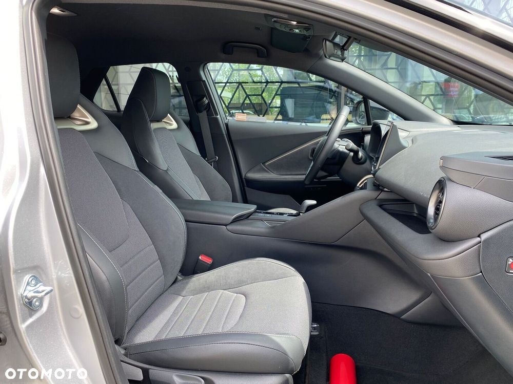 Toyota C-HR - 22