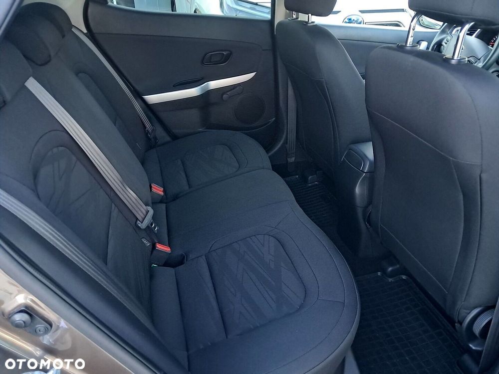 Kia Ceed 1.4 M - 11