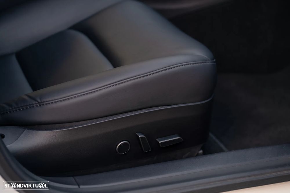 Tesla Model 3 Long Range Tração Integral - 37
