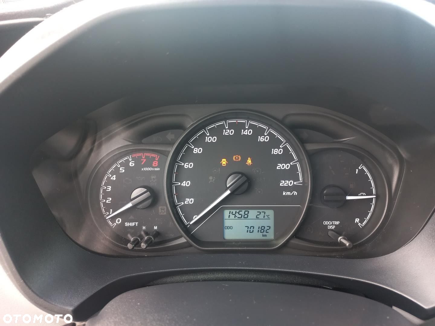 Toyota Yaris - 22