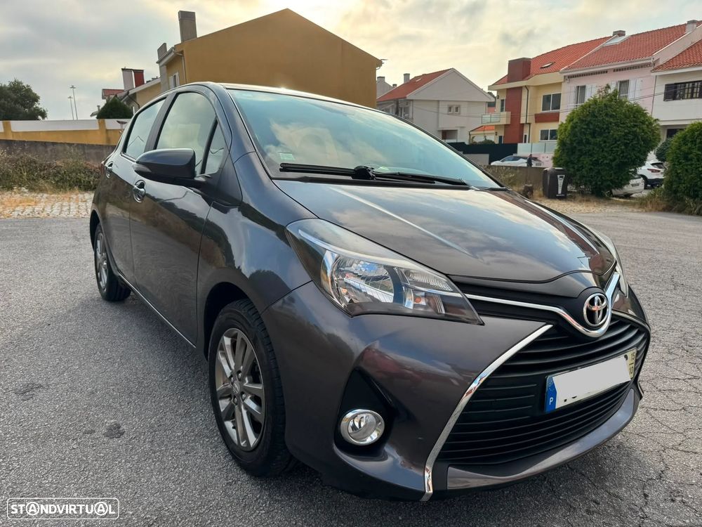 Toyota Yaris 1.0 VVT-i Comfort+P.Style - 3