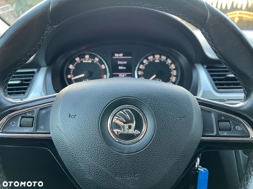 Skoda RAPID 1.2 TSI Ambition Green tec - 15