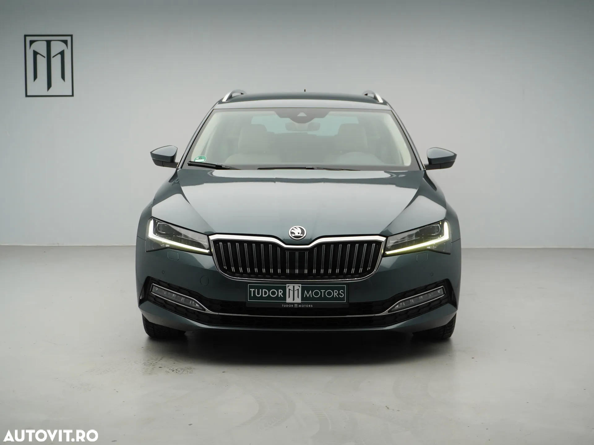 Skoda Superb 2.0 TDI 4X4 DSG Style - 6