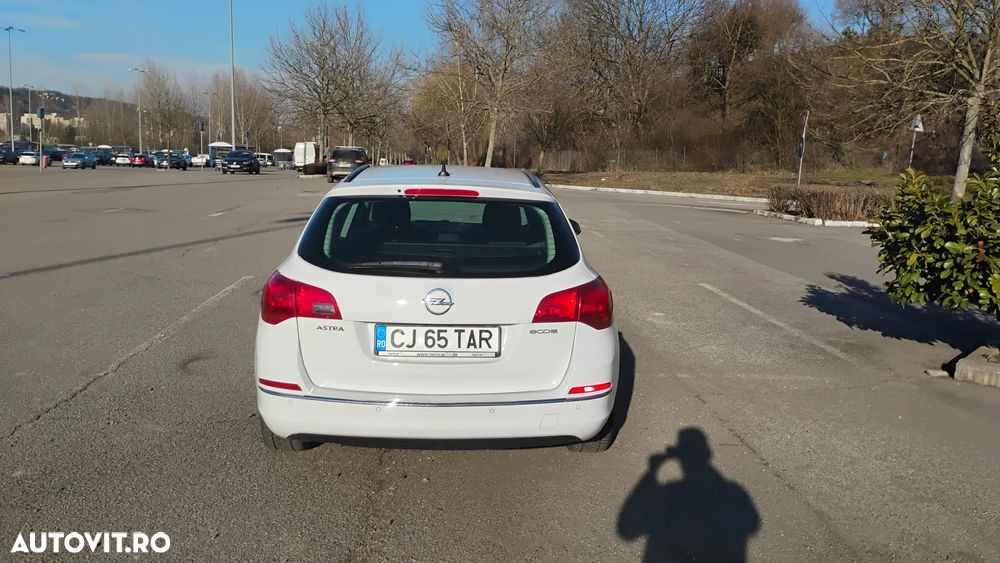 Opel Astra 1.6 CDTI ECOTEC Enjoy - 6