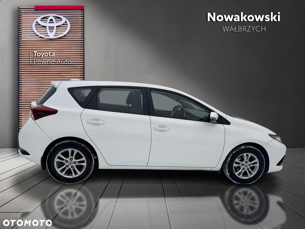 Toyota Auris 1.33 VVT-i Active - 7