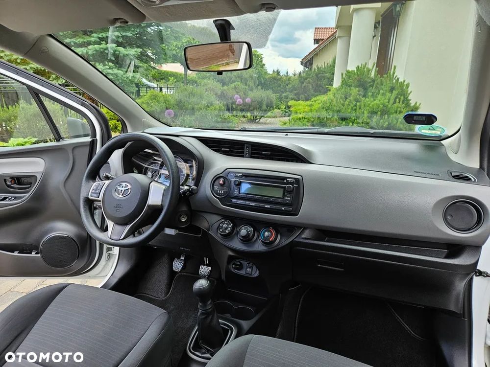Toyota Yaris - 13