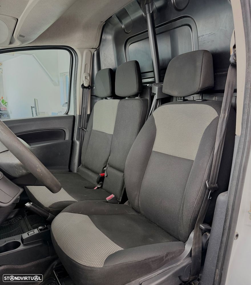 Renault Kangoo - 8