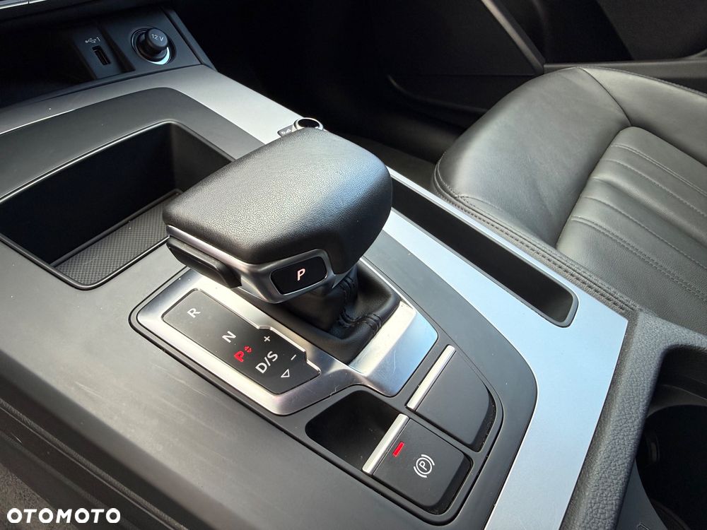 Audi Q5 50 TFSIe quattro S tronic S line - 34