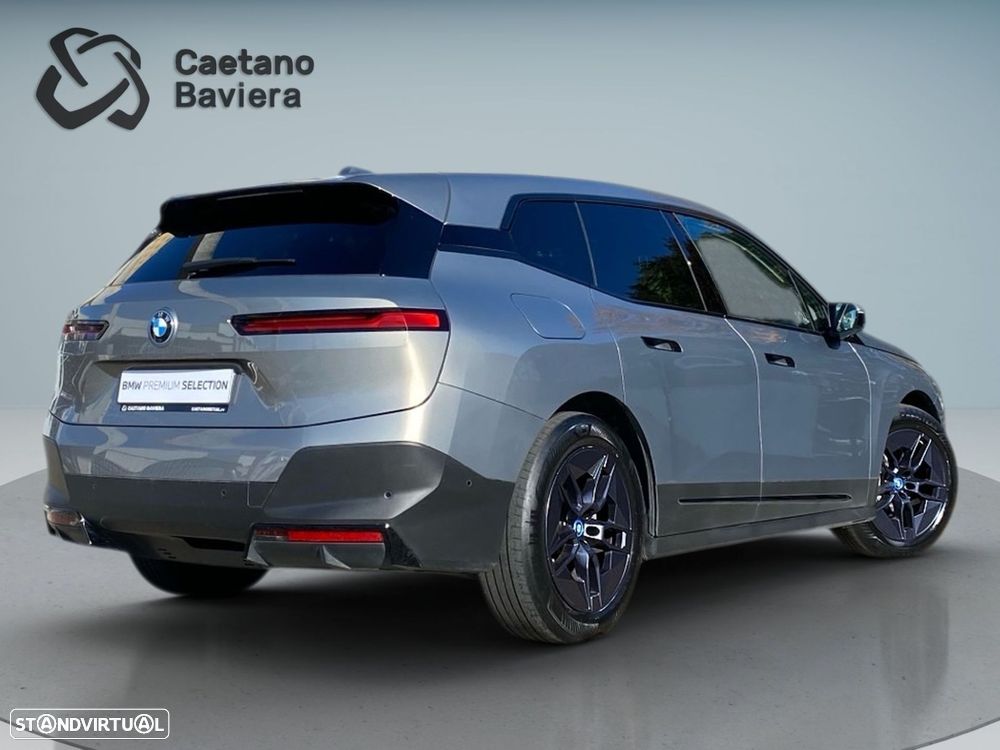 BMW iX xDrive 40 - 2