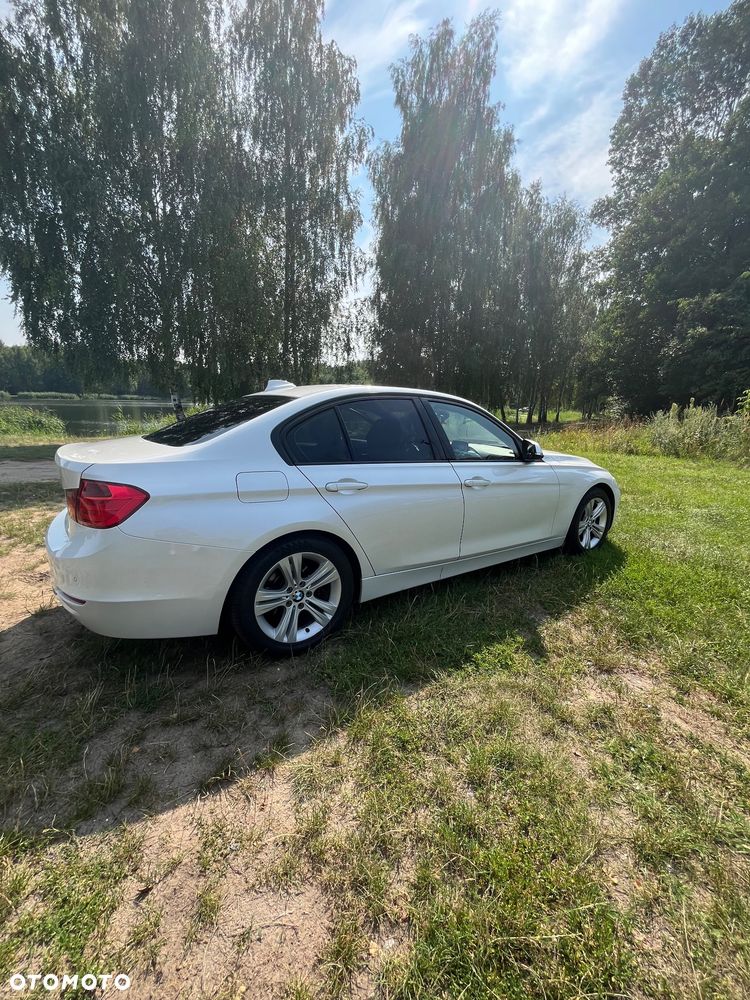 BMW Seria 3 316d M Sport EU6 - 21