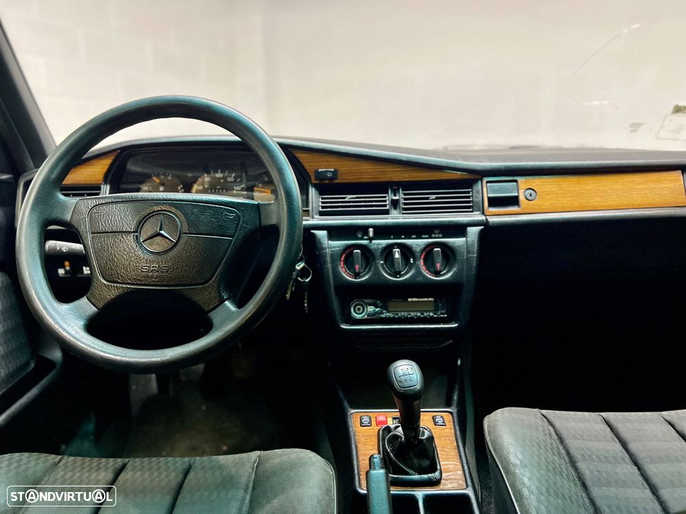 Mercedes-Benz W201 (1982-1993) 190 D 2.0 - 3