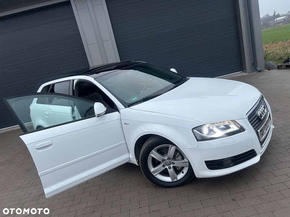 Audi A3 Sportback 1.4 TFSI S line Sportpaket - 13