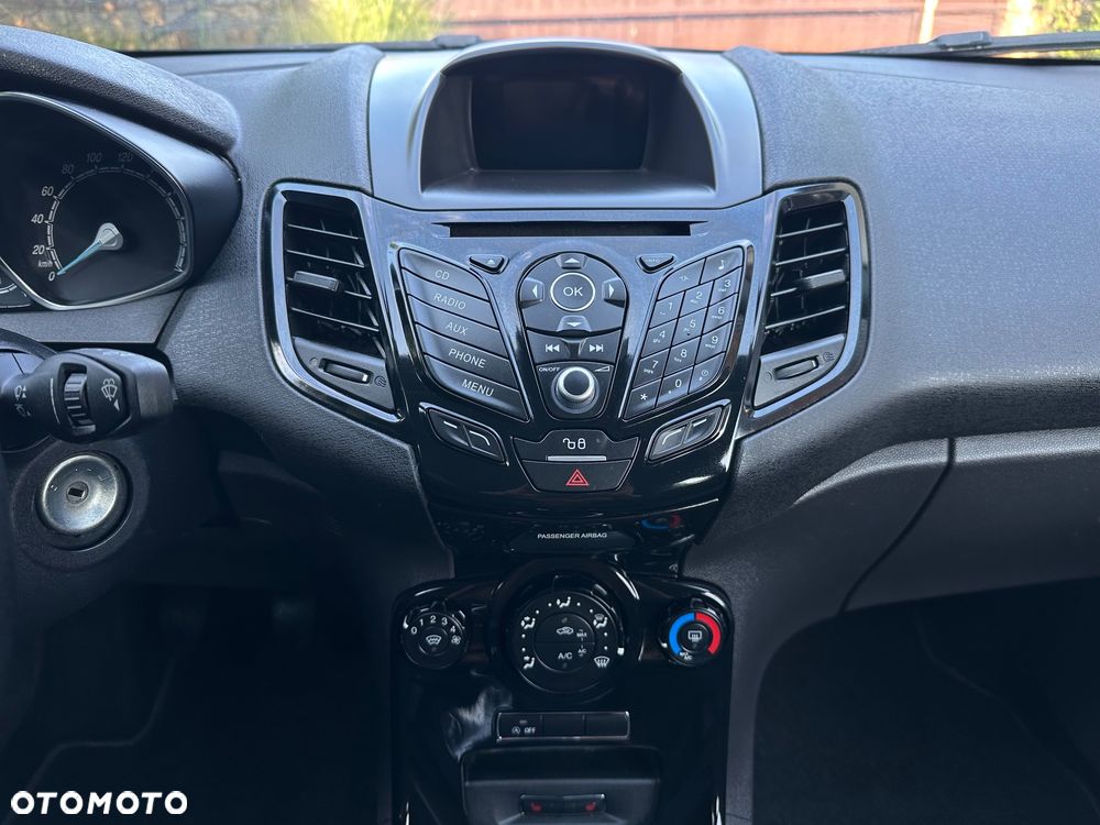 Ford Fiesta 1.0 EcoBoost Titanium X - 10