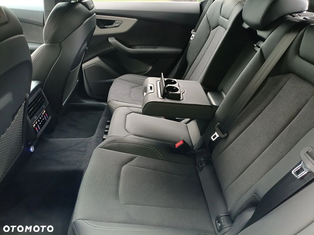 Audi Q8 - 19