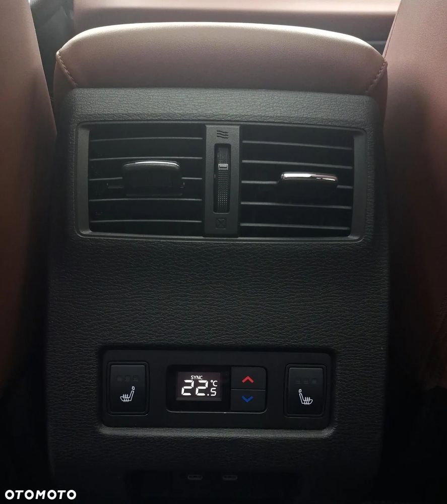 Mitsubishi Outlander PHEV Instyle Plus - 21