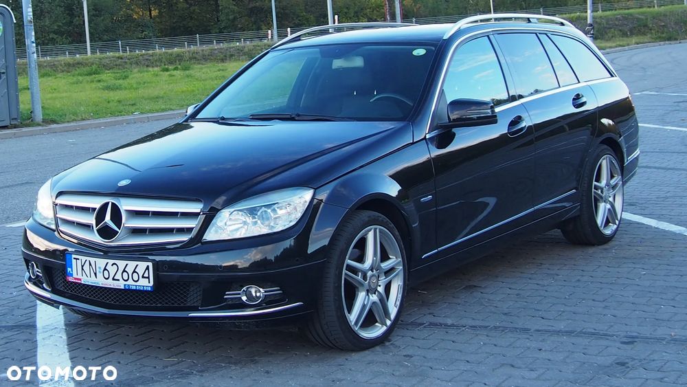 Mercedes-Benz C-Class 2010 photo 4