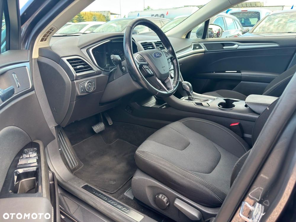 Ford Mondeo - 12