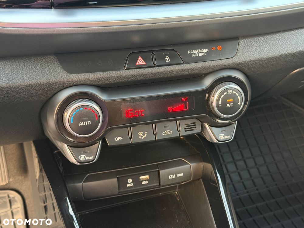 Kia Stonic 1.4 L - 31