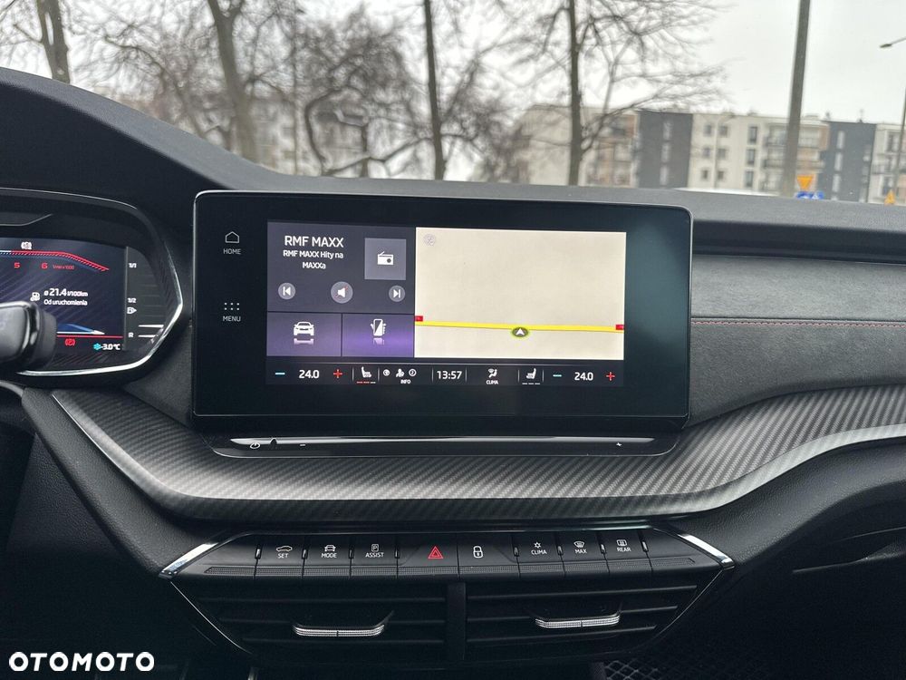 Skoda Octavia 2.0 TDI RS DSG - 17