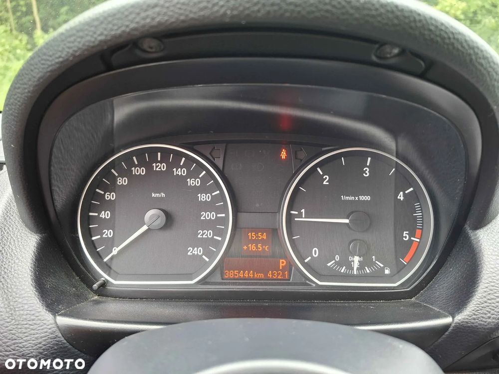 BMW Seria 1 - 15