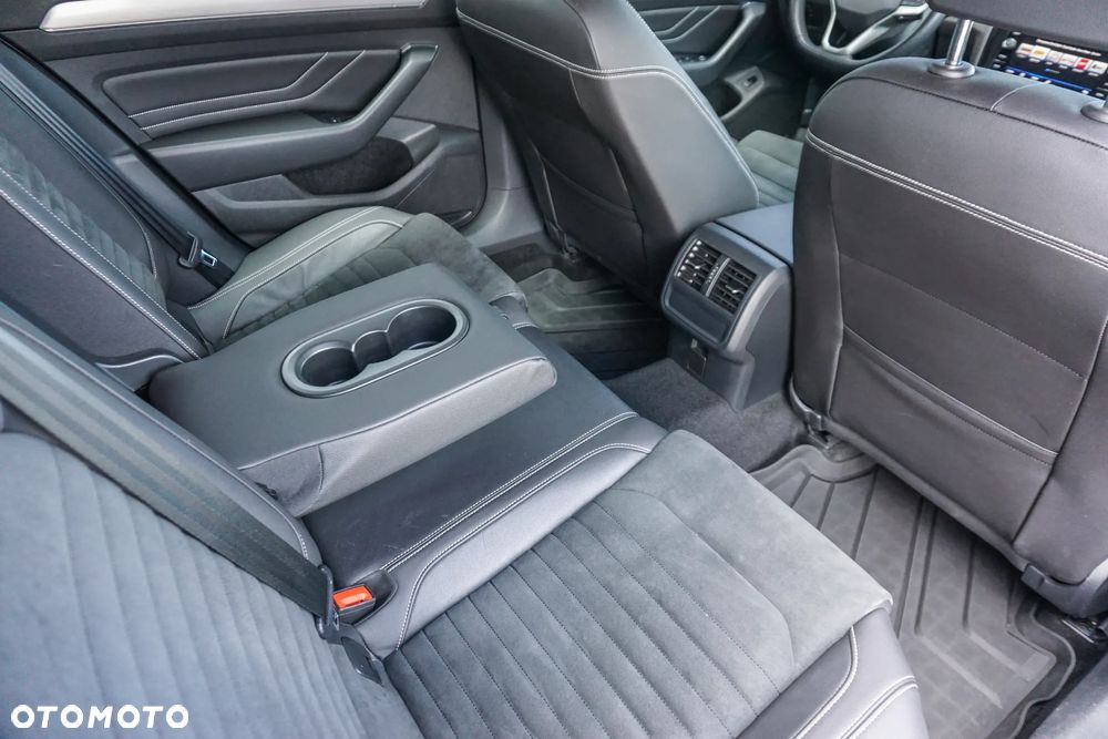 Volkswagen Passat ver-2-0-tdi-evo-elegance-dsg - 15