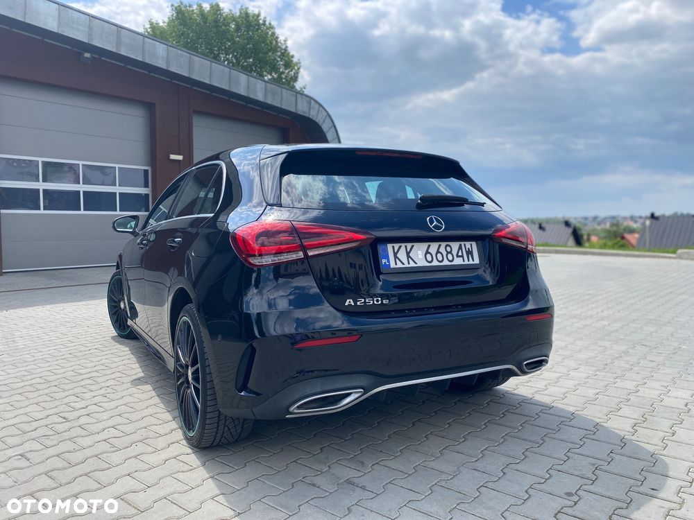 Mercedes-Benz Klasa A 250 e PHEV AMG Line 8G-DCT - 10
