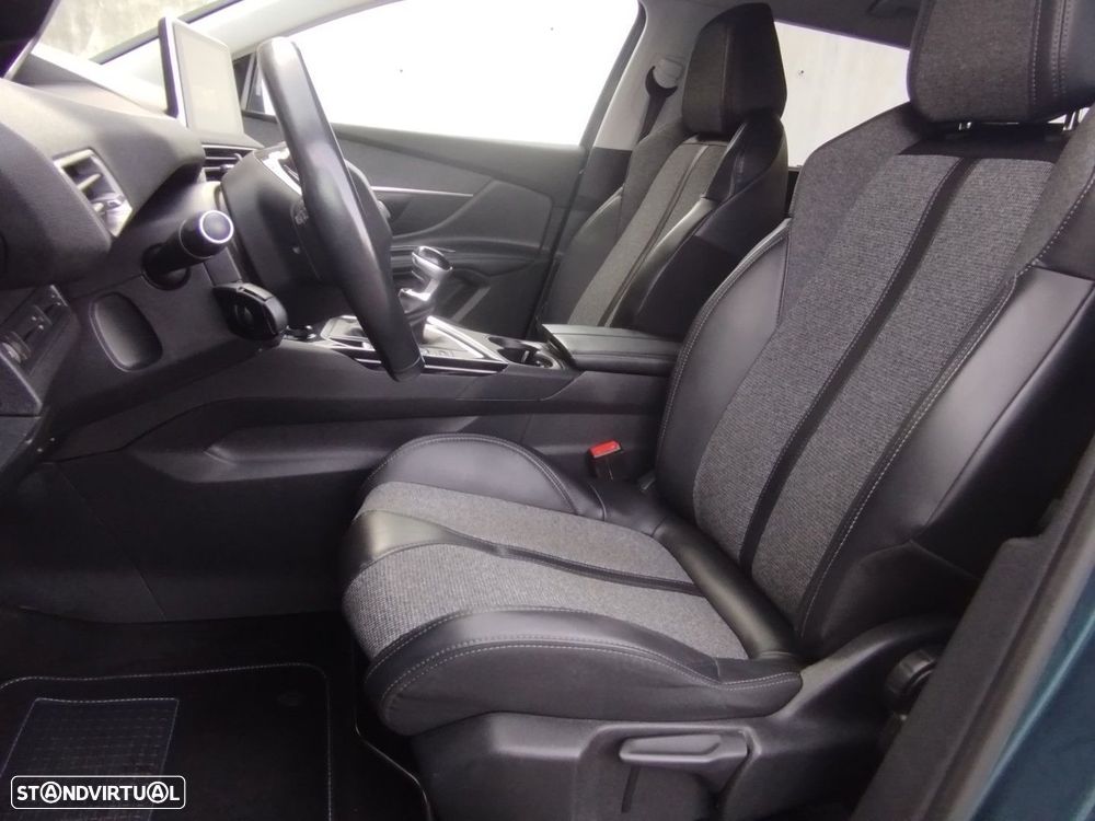 Peugeot 5008 1.2 PureTech Allure Grip Control - 32