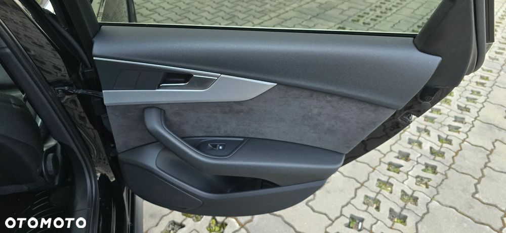 Audi A4 Allroad 2.0 TDI S tronic - 28