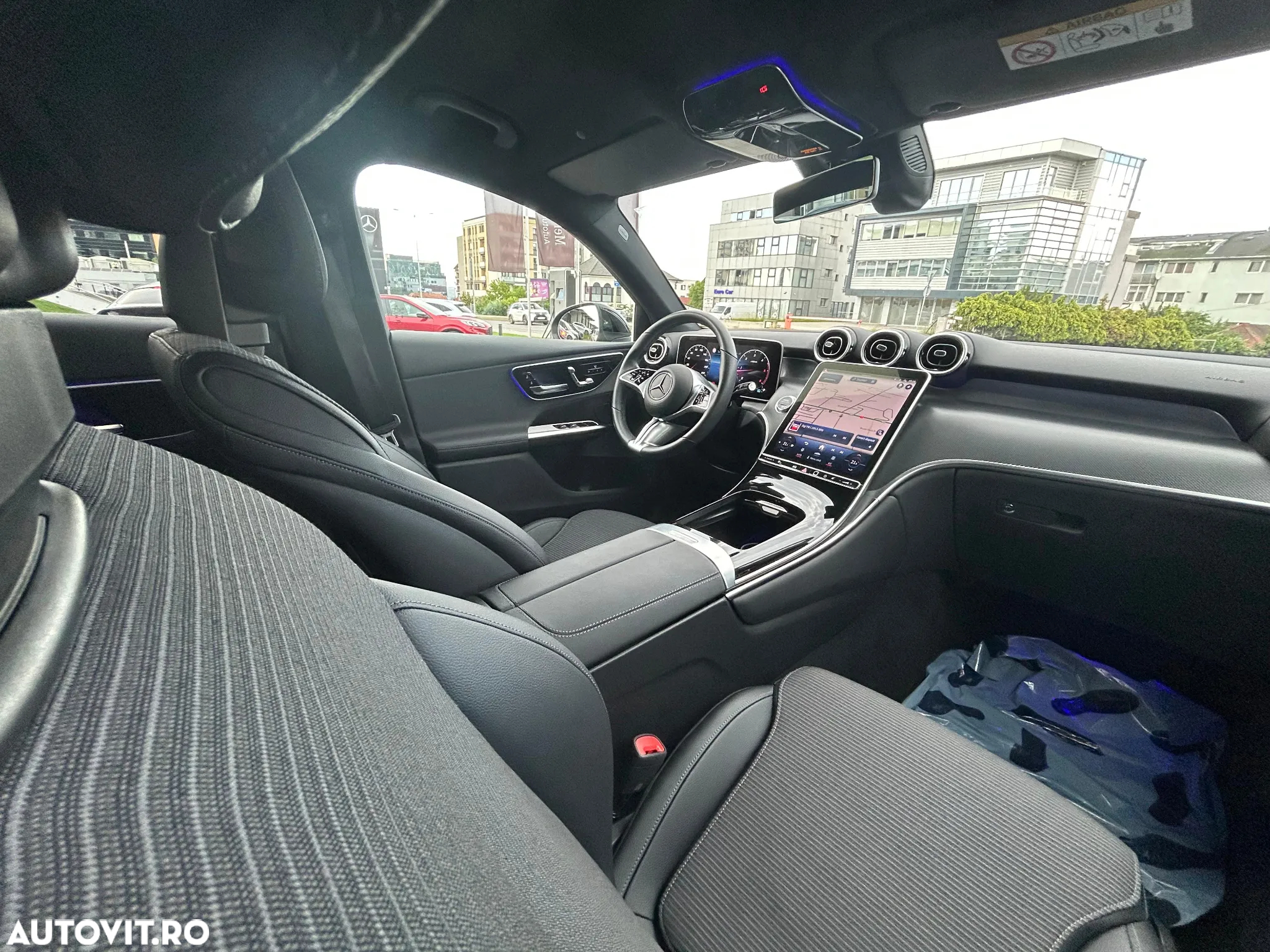 Mercedes-Benz GLC 200 4Matic 9G-TRONIC Avantgarde Advanced - 12