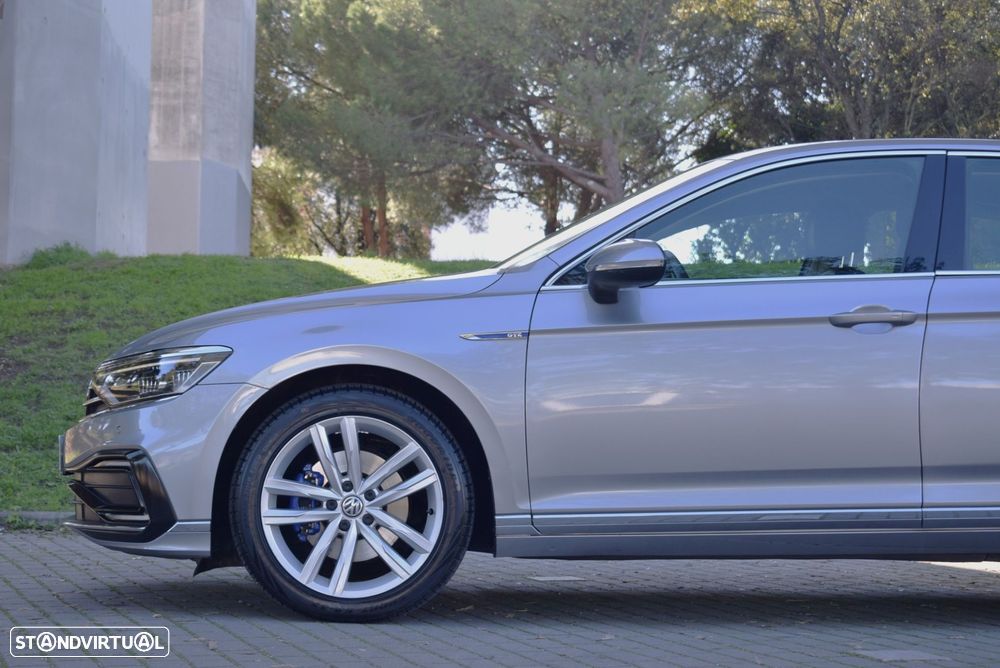 VW Passat 1.4 TSI GTE+ Plug-in - 12