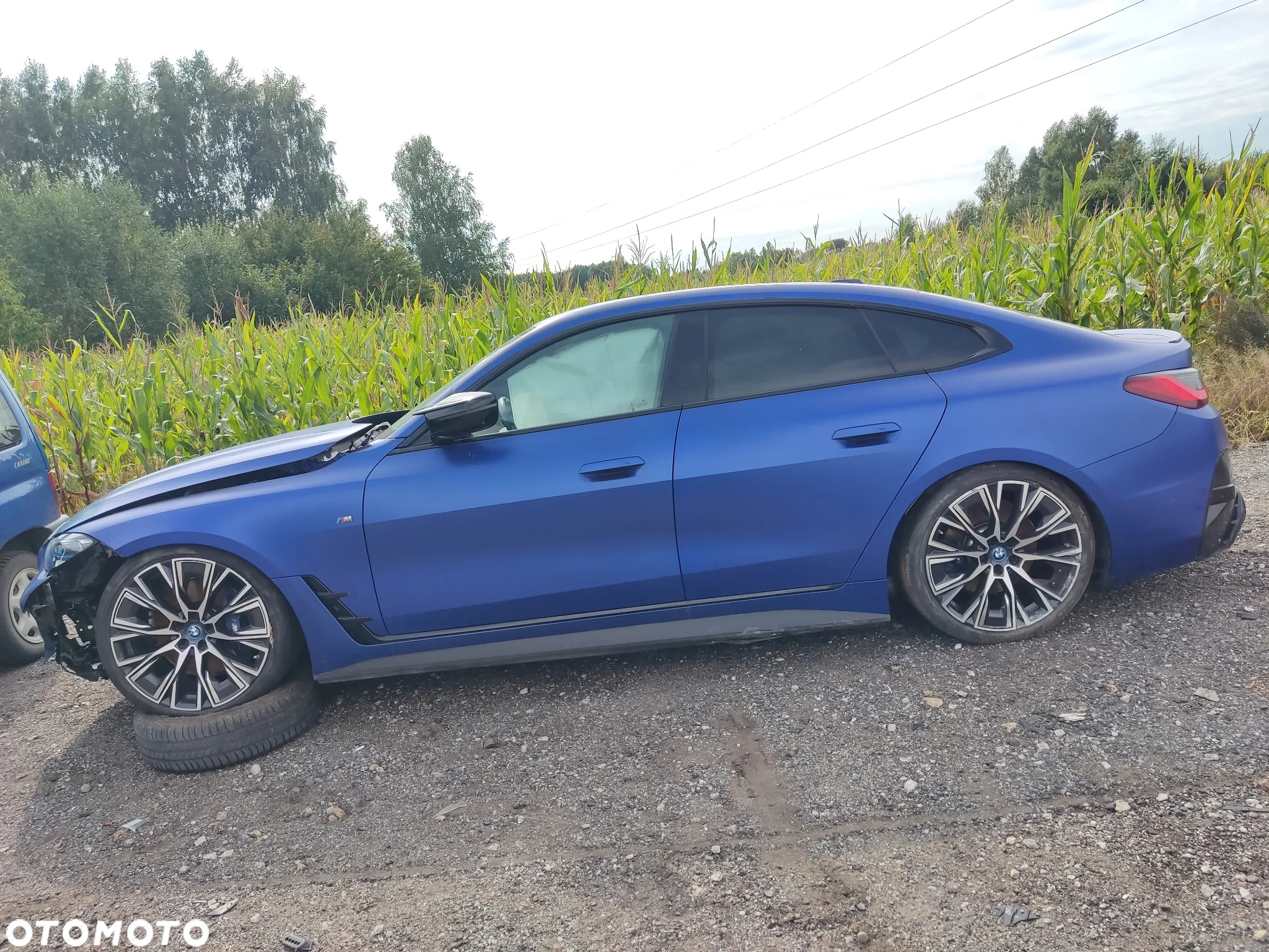 BMW i4 - 2