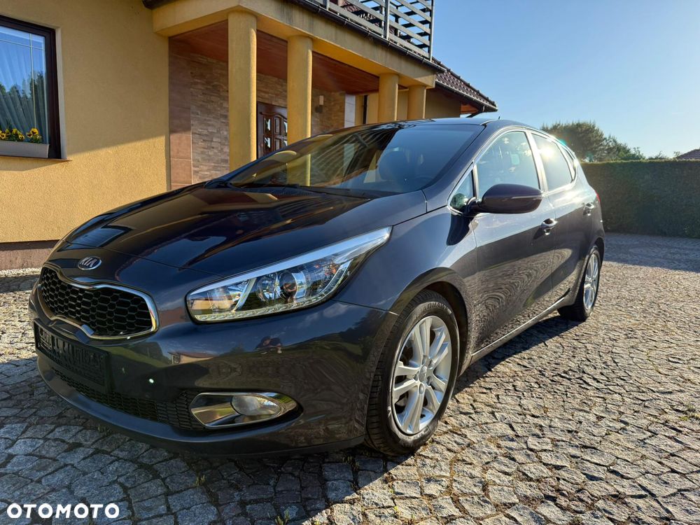 Kia Ceed 1.6 CRDi S - 1