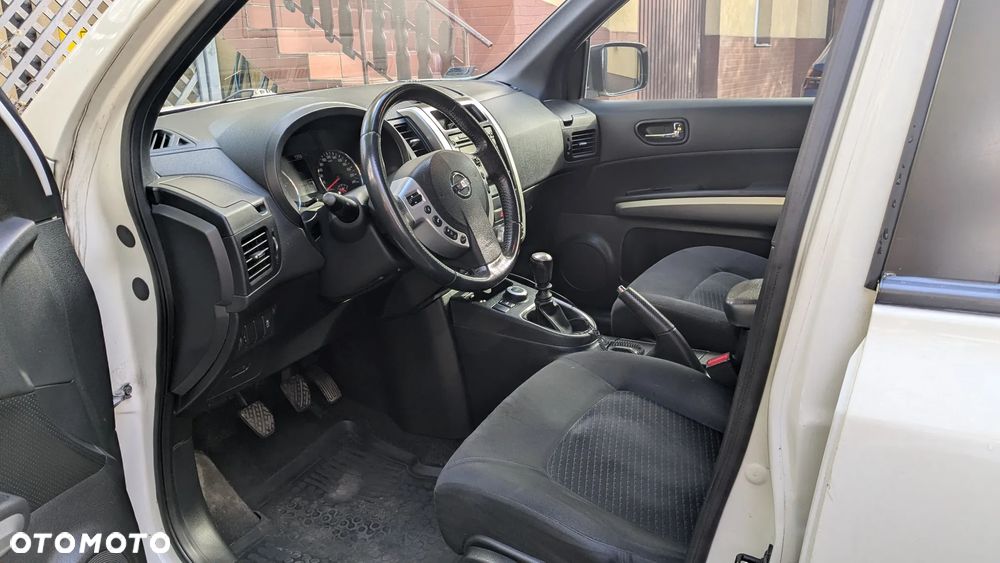 Nissan X-Trail 2.0 dCi SE - 11