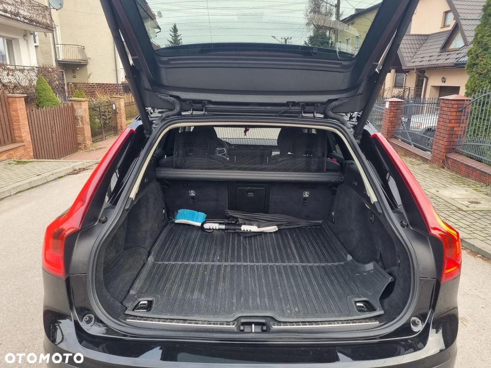 Volvo V90 Cross Country D4 AWD Geartronic Pro - 21