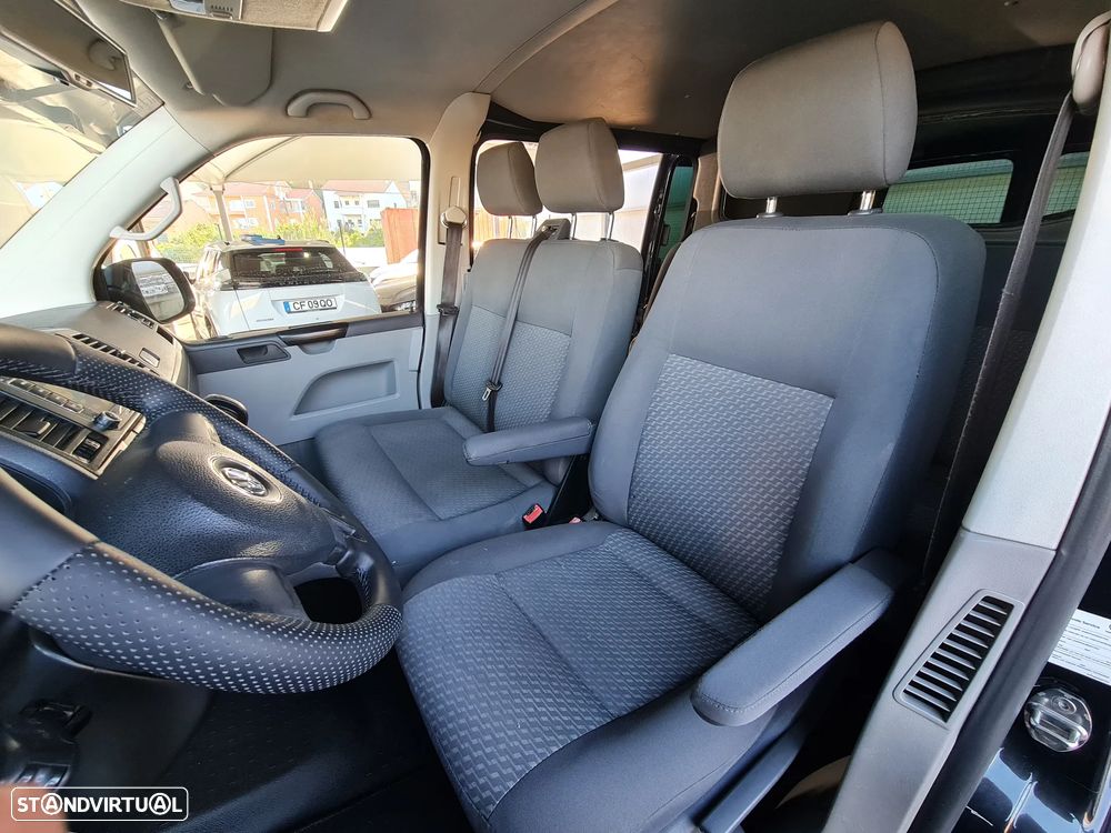 VW TRANSPORTER 2.0 TDI 140 CV DSG | 6 LUGARES | AC | GPS - 21