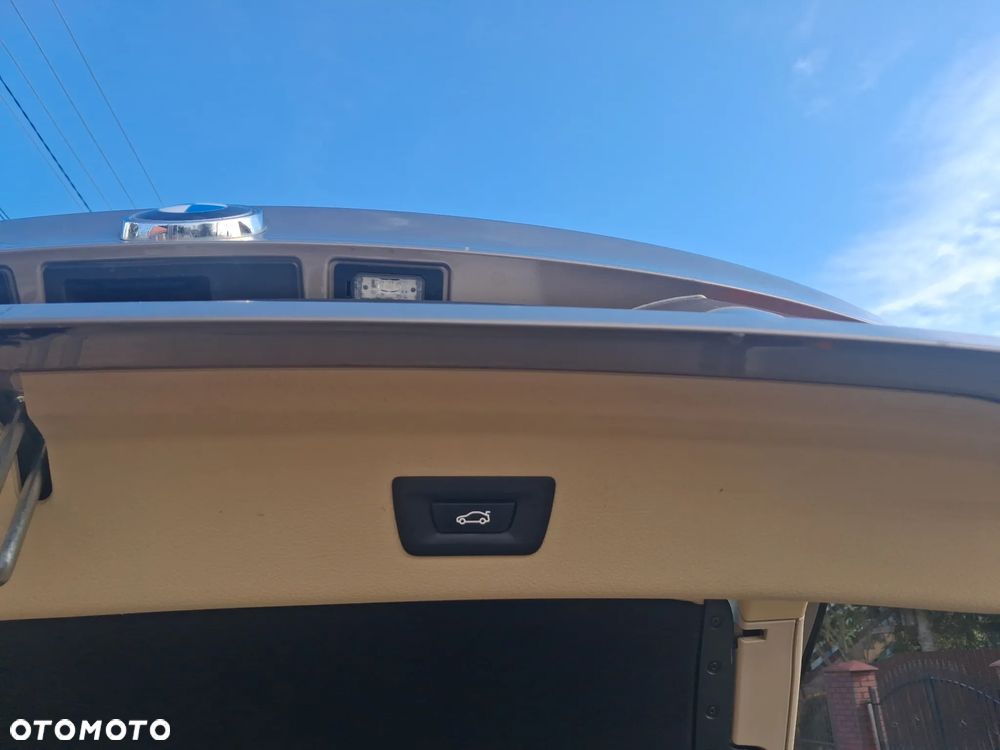 BMW 3GT 318d Luxury Line - 14