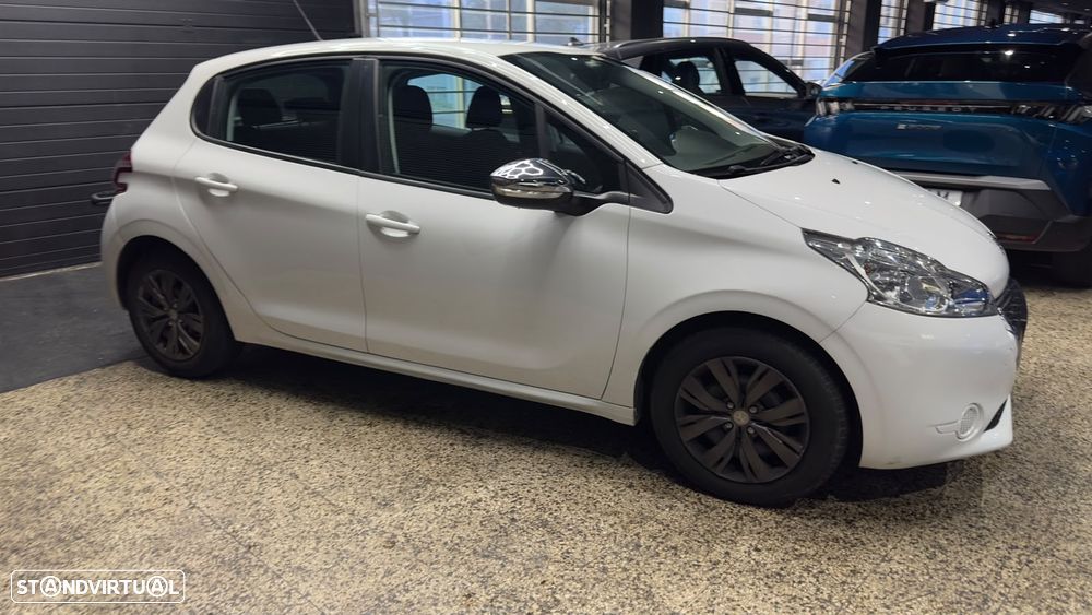Peugeot 208 PureTech 68 Urban Move - 3