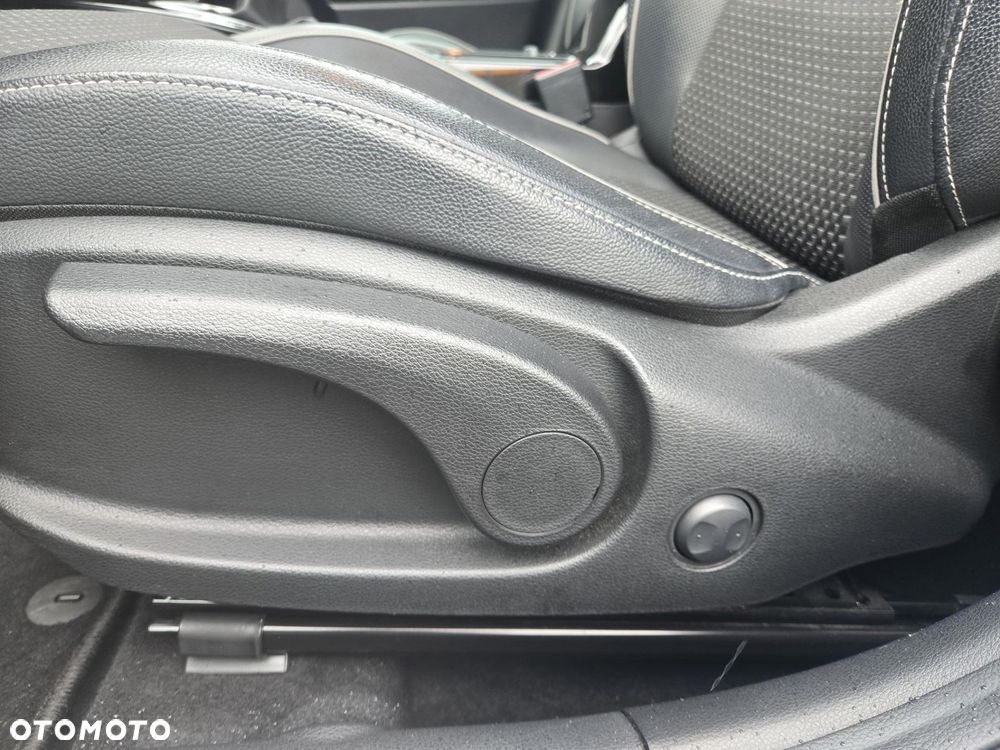 Kia XCeed 1.6 T-GDI L Business Line - 13