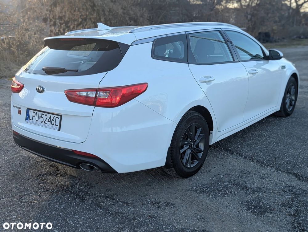 Kia Optima - 10