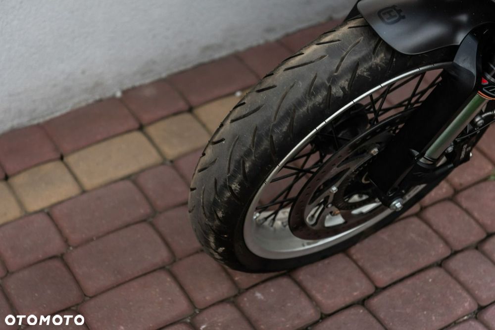 Husqvarna Svartpilen - 7