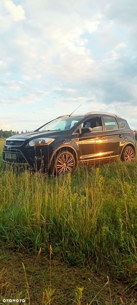 Ford Kuga - 2