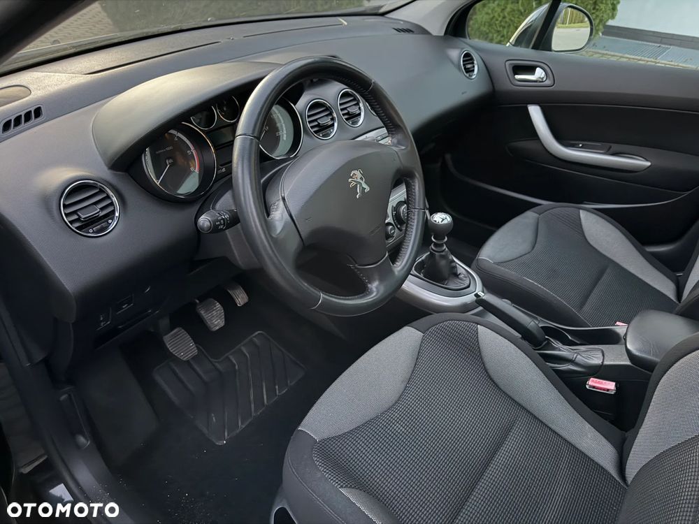 Peugeot 308 - 16