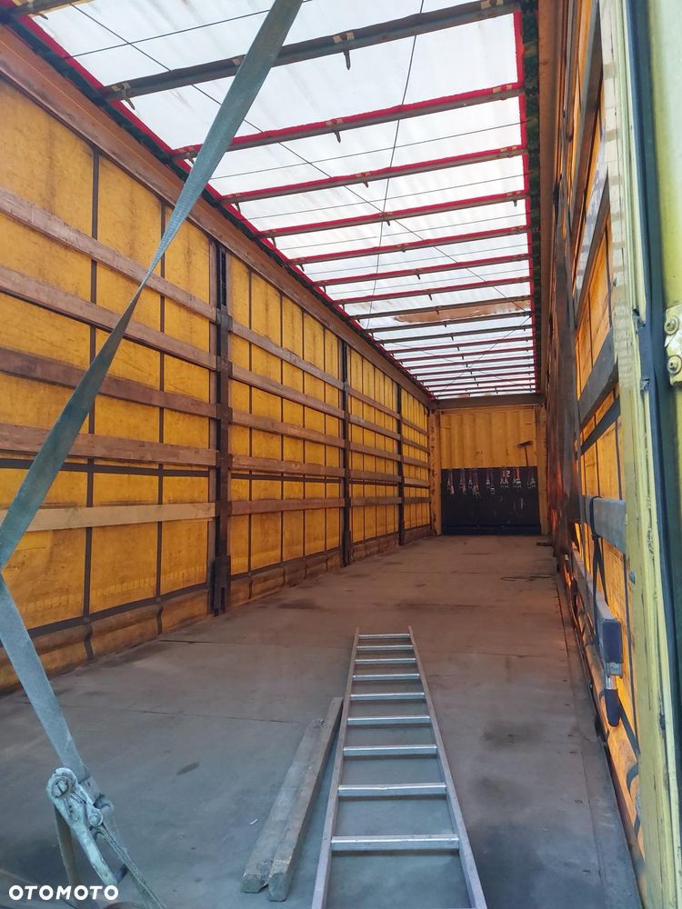 Mercedes-Benz Actros - 11