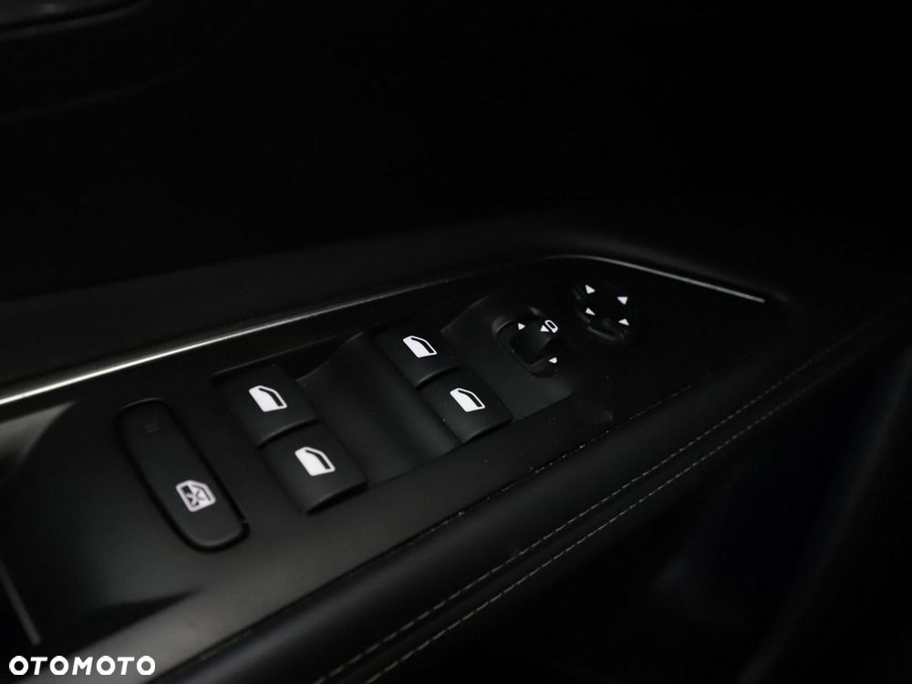 Peugeot 3008 1.6 BlueHDi Allure S&S - 38