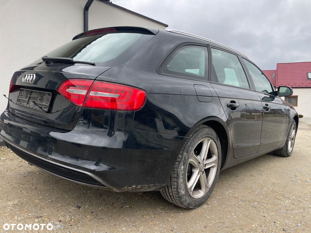 Audi A4 Avant 2.0 TDI Quattro - 11