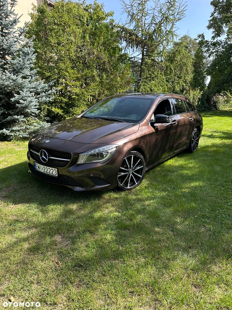 Mercedes-Benz CLA 200 Urban - 1