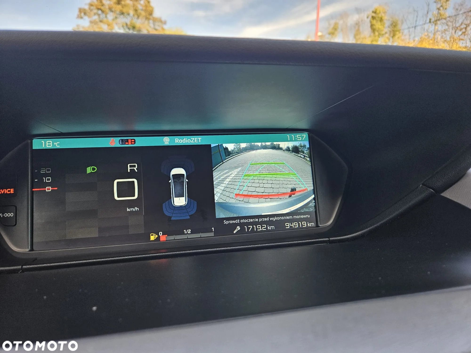 Citroën C4 Grand Picasso e-HDi 115 ETG6 Exclusive - 17