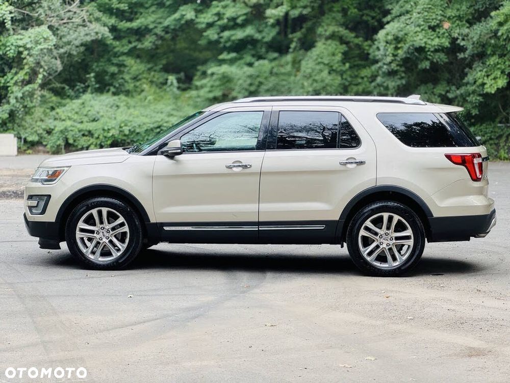 Ford Explorer - 5